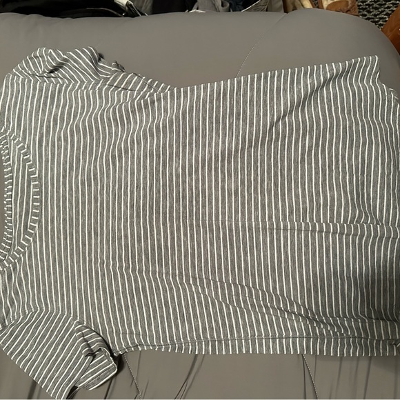 Lulu lemon short sleeve - Picture 1 of 2